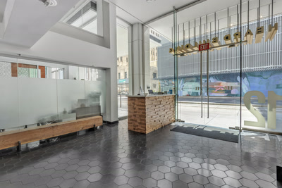 Common Area - Modern Lounge